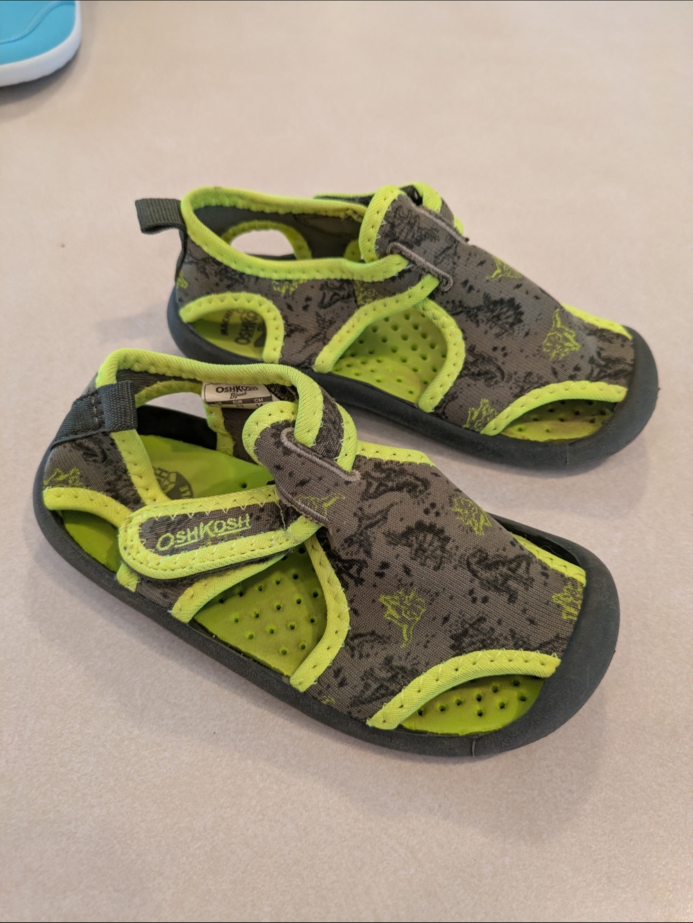 OshKosh B'gosh Neon Green and Gray Toddler Water Shoes with Hook-and-Loop Strap